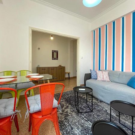 Soho Vivid 55Sqm Apt In Athens Apartment Luaran gambar