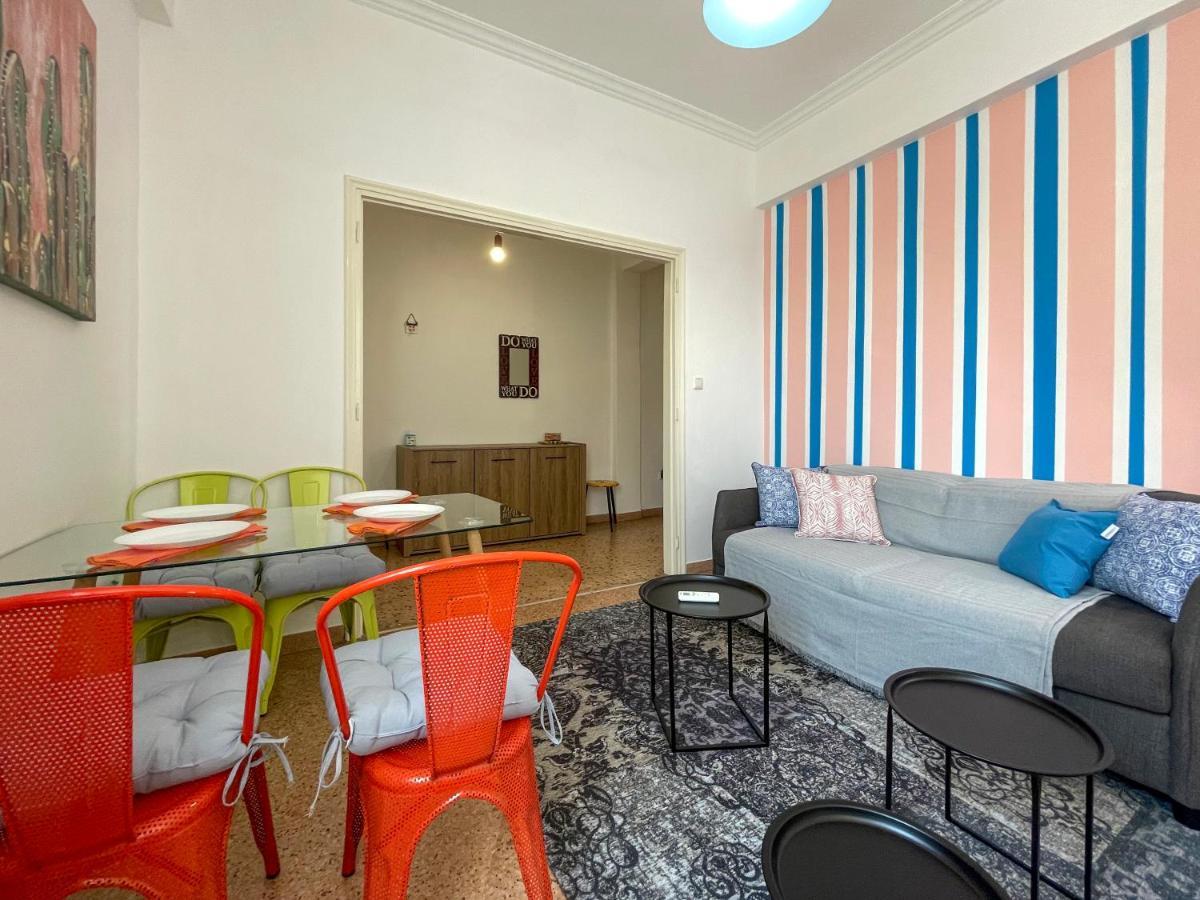 Soho Vivid 55Sqm Apt In Athens Apartment Luaran gambar