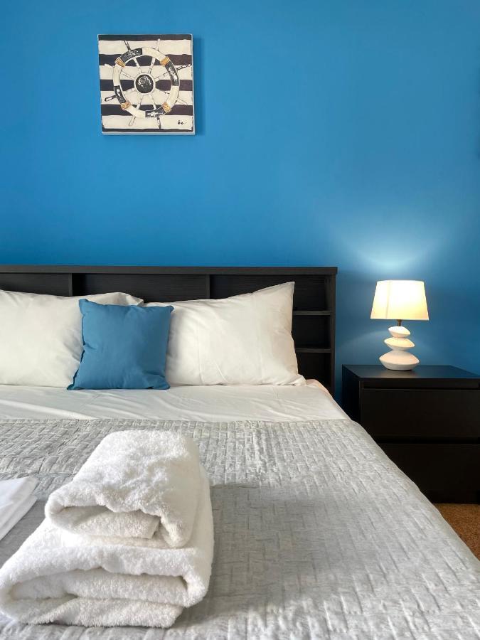 Soho Vivid 55Sqm Apt In Athens Apartment Luaran gambar