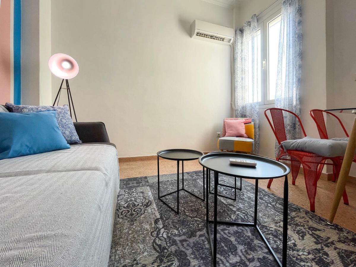 Soho Vivid 55Sqm Apt In Athens Apartment Luaran gambar